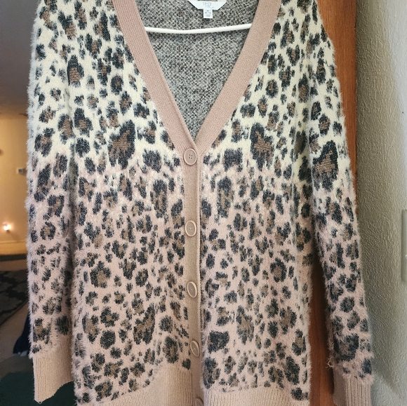 Sweater - Picture 2 of 2